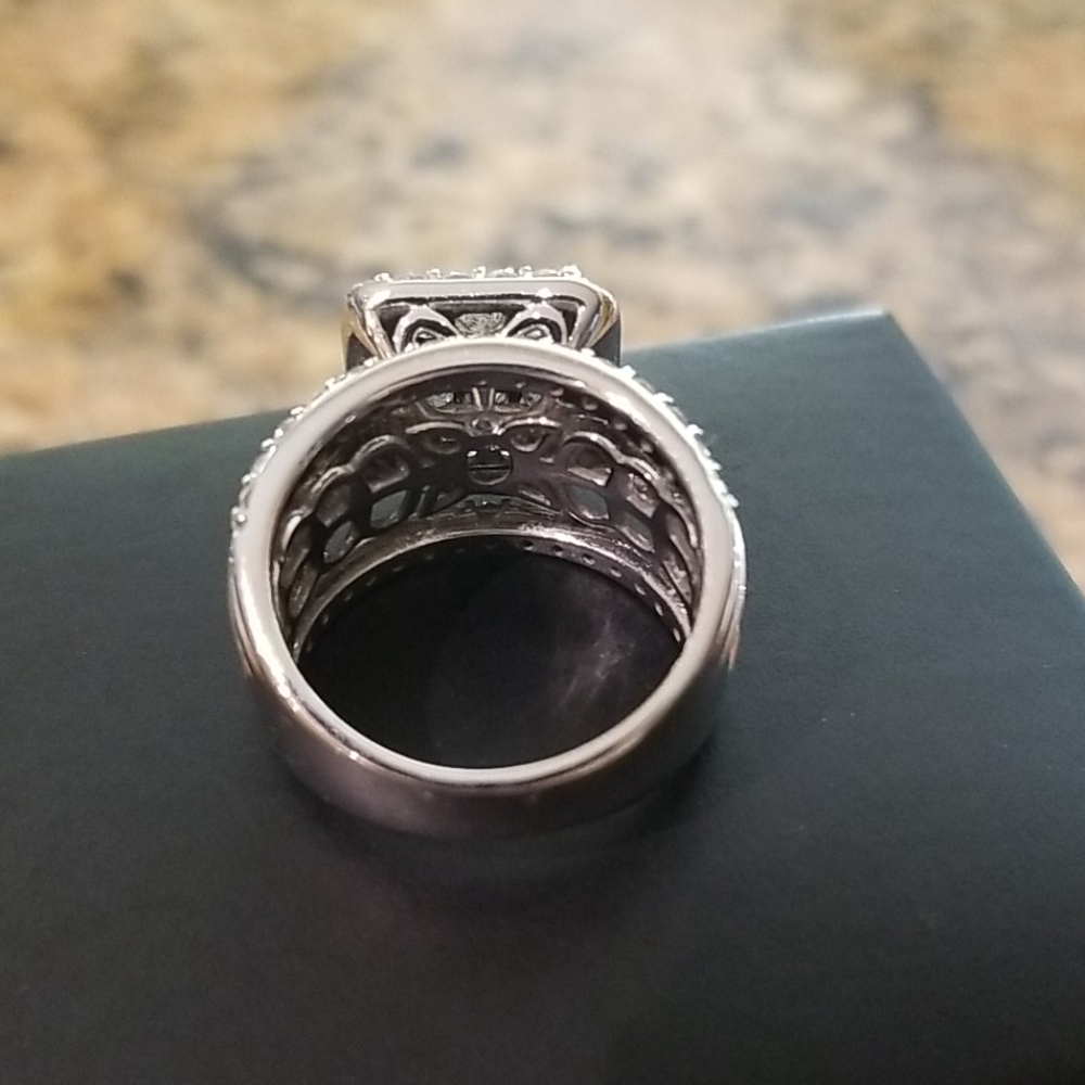 APPRAISED Macy's 14KW 3 CTTW Diamond Ring - SZ 7 - Picture 4 of 9